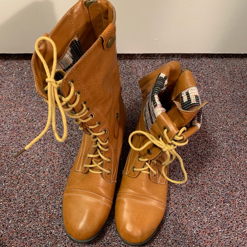 Chestnut faux leather lace-up boots